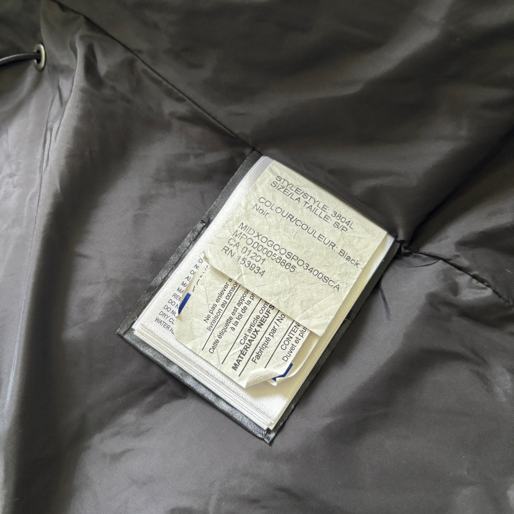Canada Goose womens black chelsea parka down coat in size small
