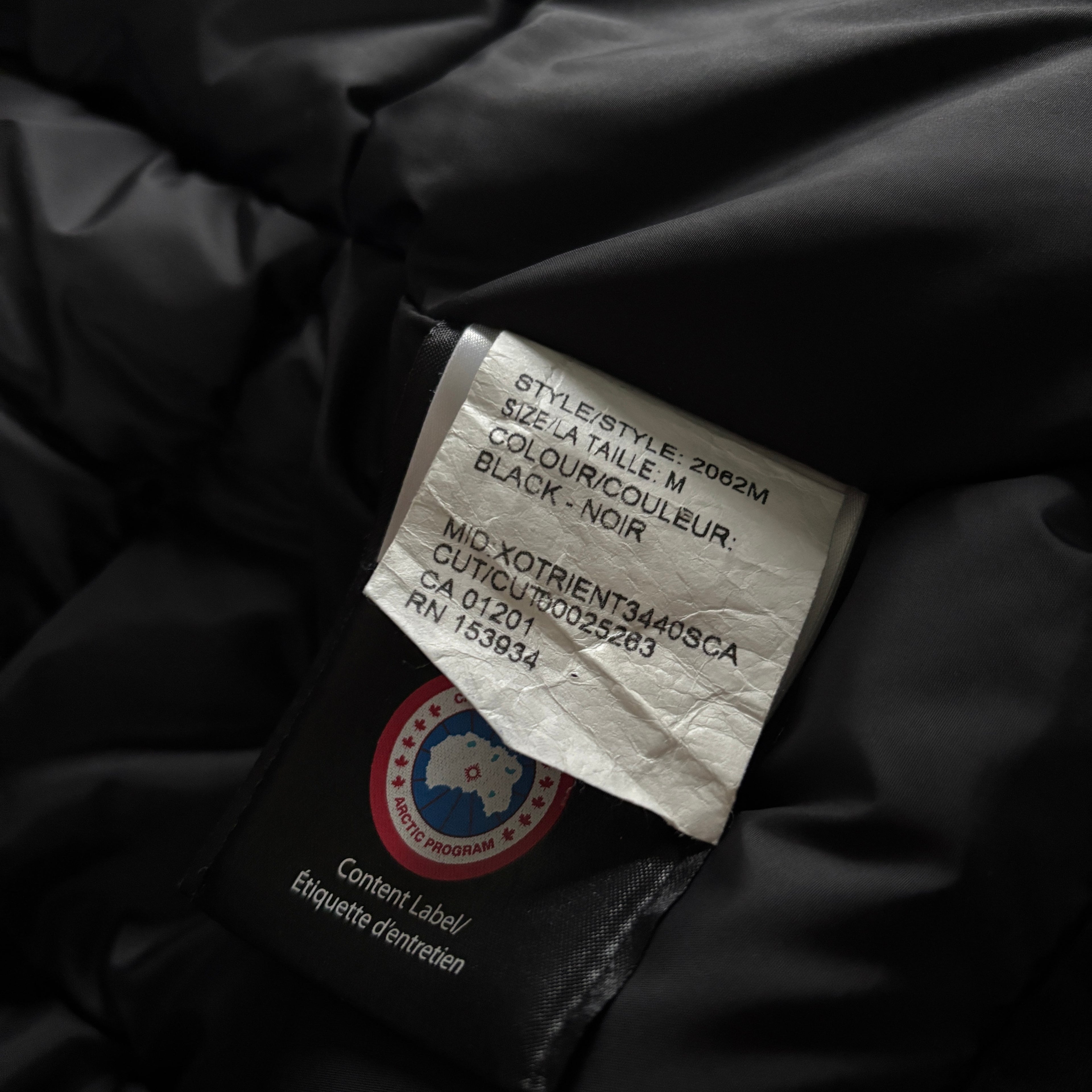 Canada Goose mens chateau black winter parka coat in size medium