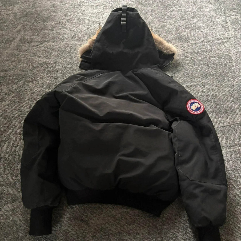 Canada Goose womens black chilliwack parka down coat size large