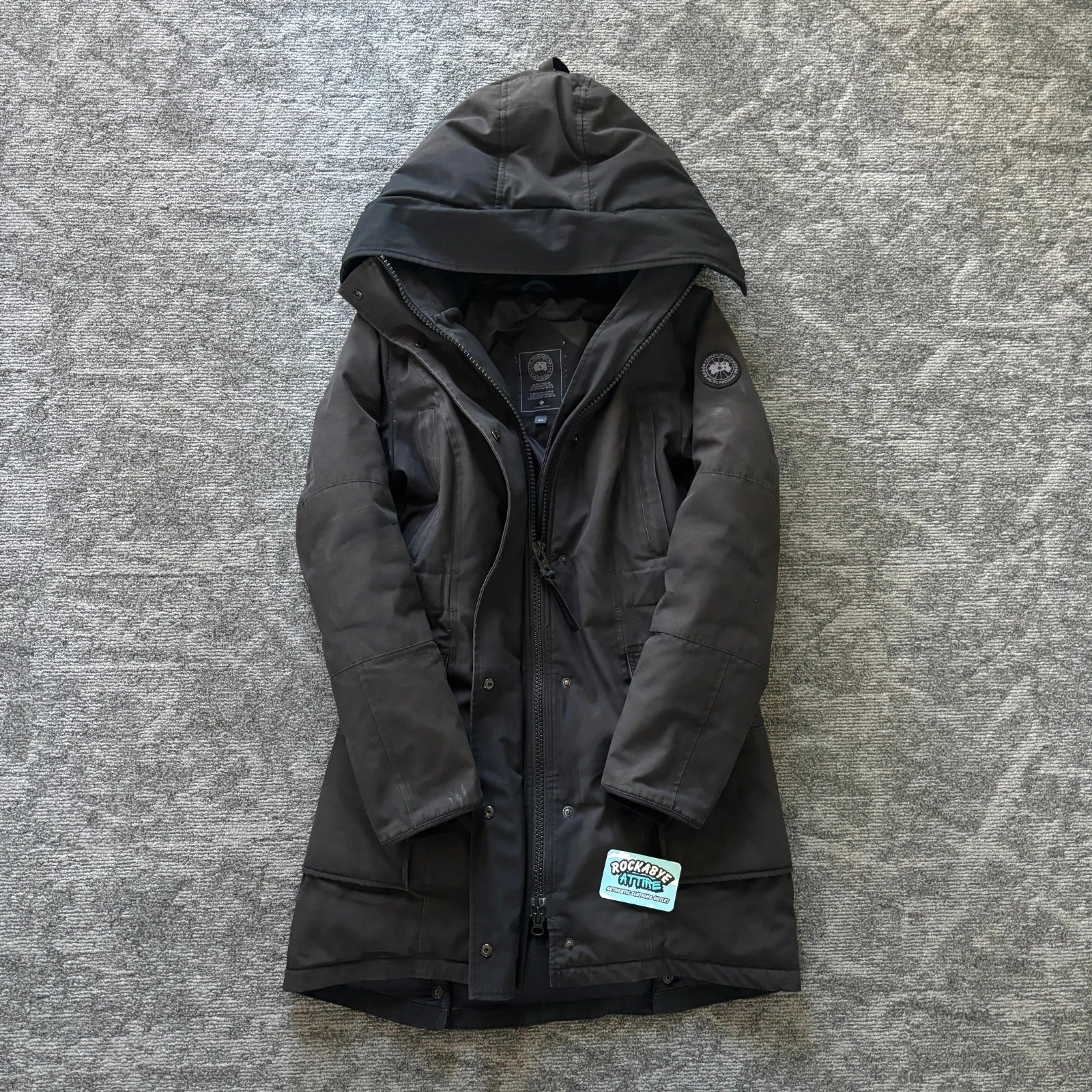 Canada Goose womens kinley black winter parka down coat in size medium