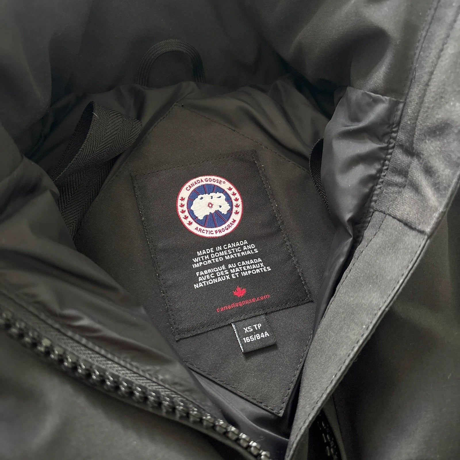Canada Goose womens black chelsea parka down coat in size xs