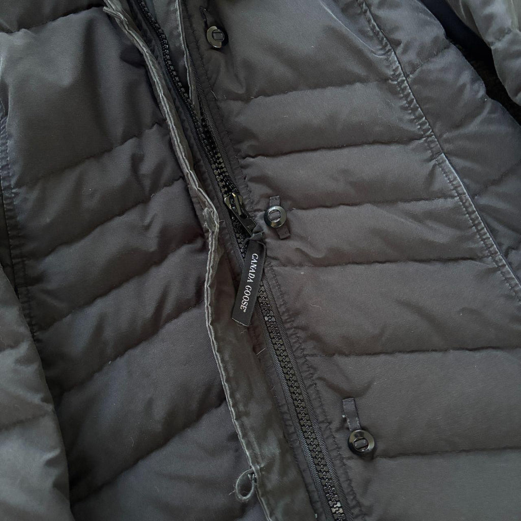 Canada Goose womens lorette black winter parka down coat in size medium