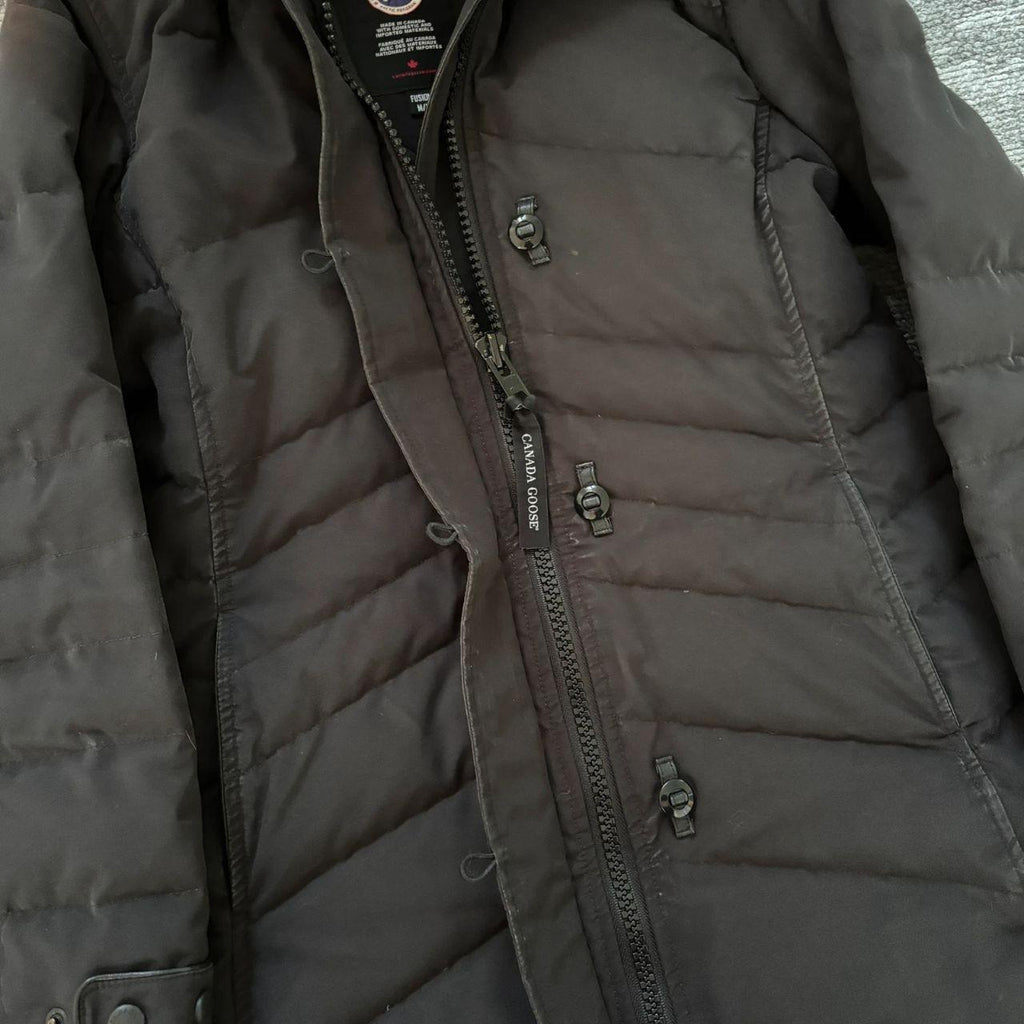 Canada Goose womens black lorette parka down coat size fusion medium