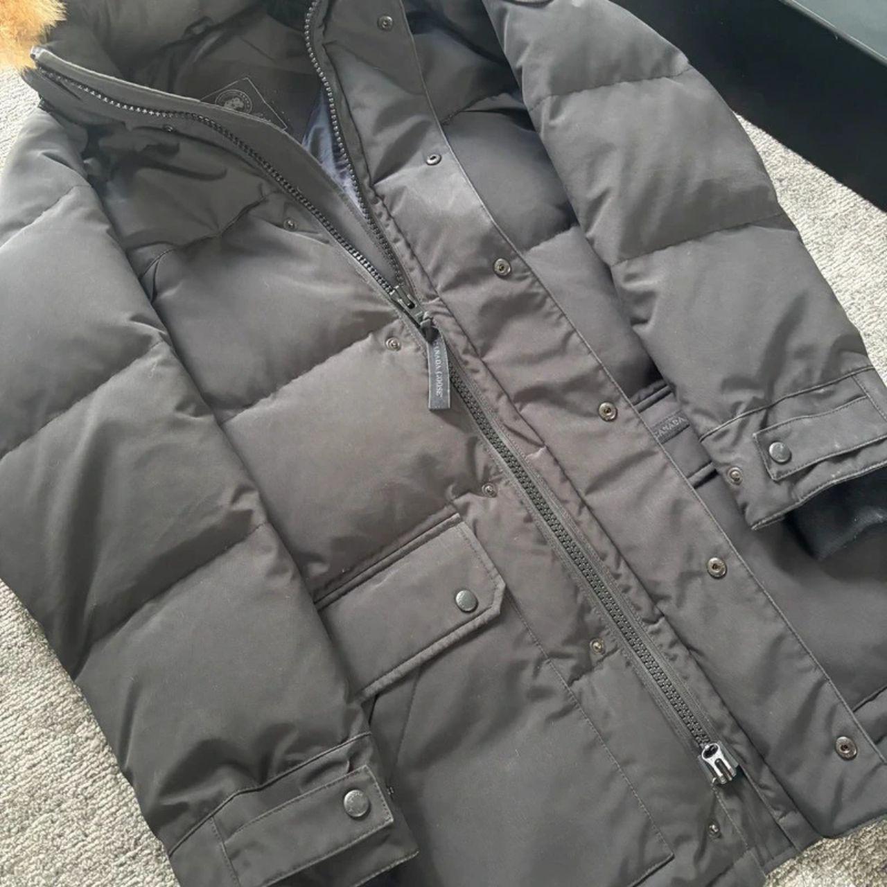 Canada Goose mens black Emory parka down coat, black label in size medium