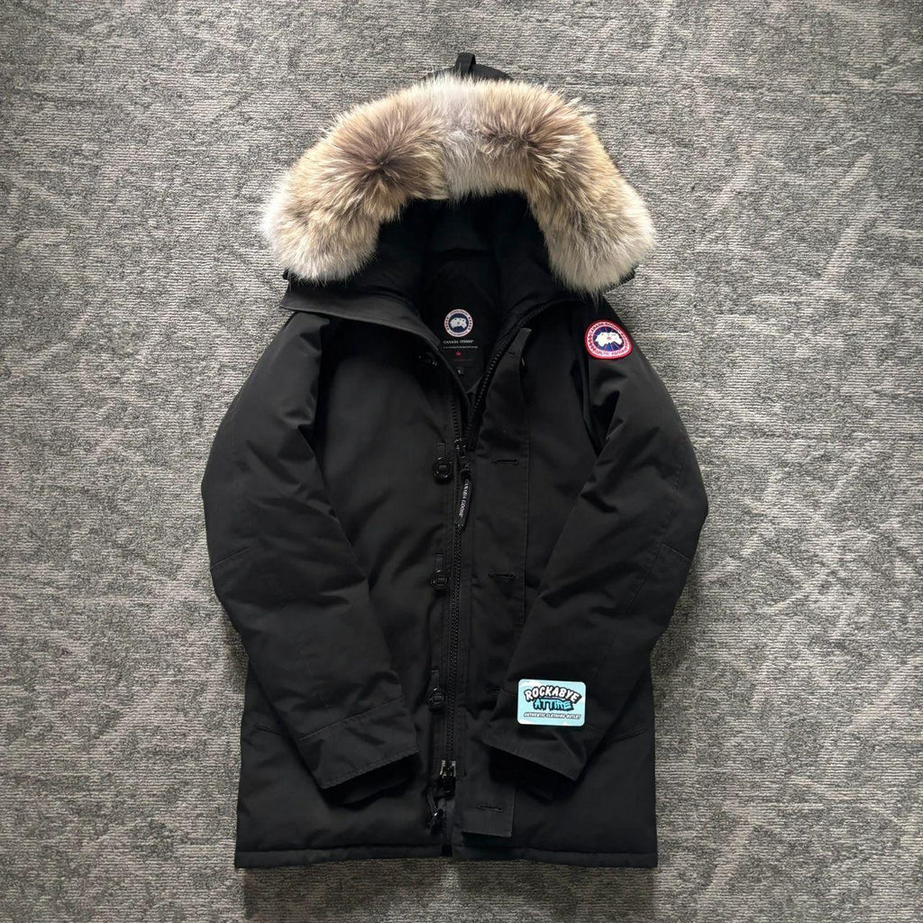 Canada Goose mens black chateau parka down coat size medium