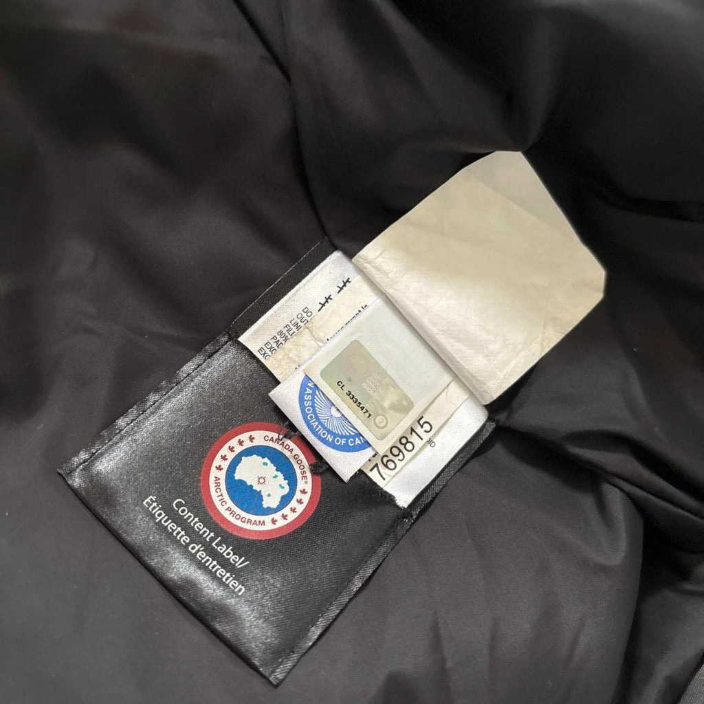 Canada Goose womens chelsea grey winter parka coat in size XL