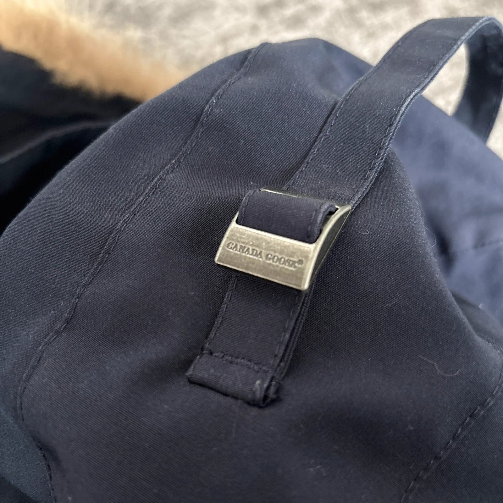 Canada Goose womens navy chelsea parka down coat in size small
