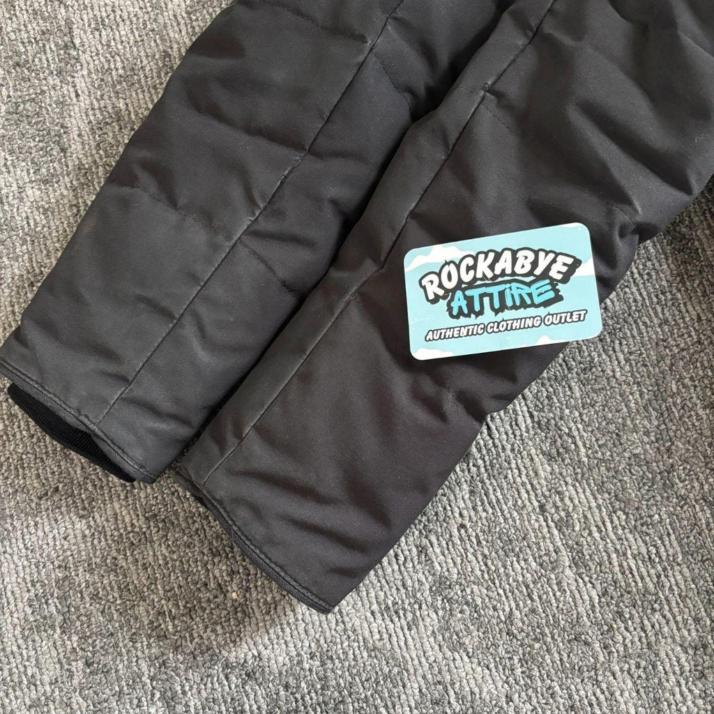 Canada Goose womens black chelsea parka down coat in size xs
