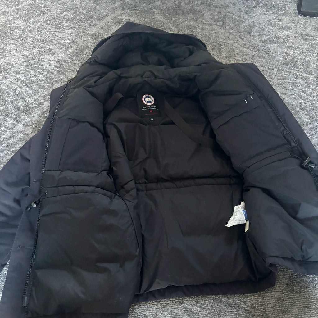 Canada Goose womens Montebello navy winter down parka coat in size medium