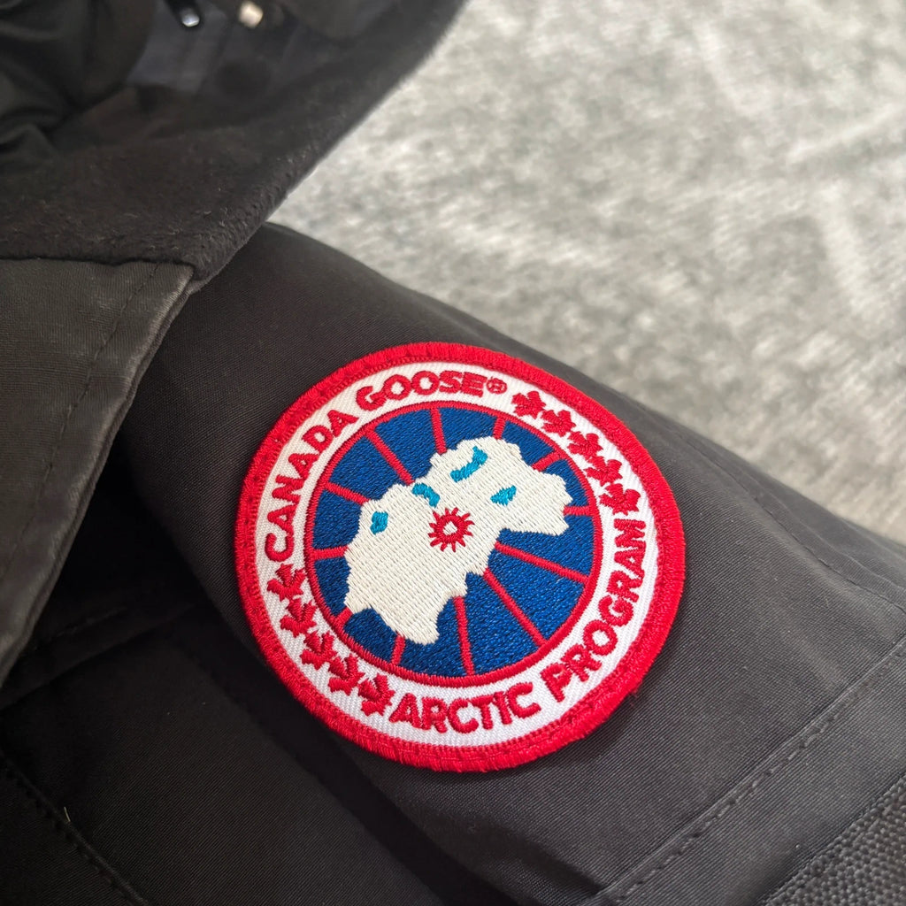 Canada Goose womens black montebello parka down coat size medium