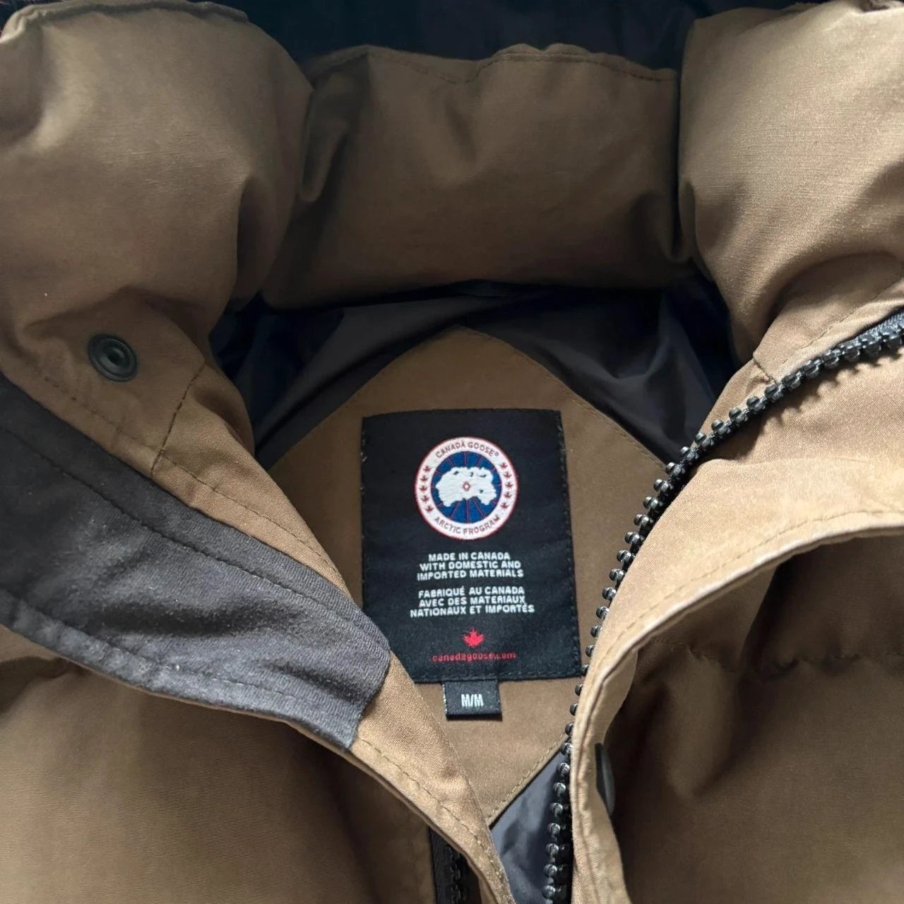 Canada Goose mens Wyndham khaki winter parka down coat size medium