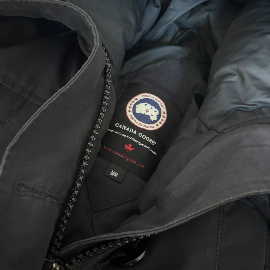 Canada Goose womens Montebello navy winter down parka coat in size medium