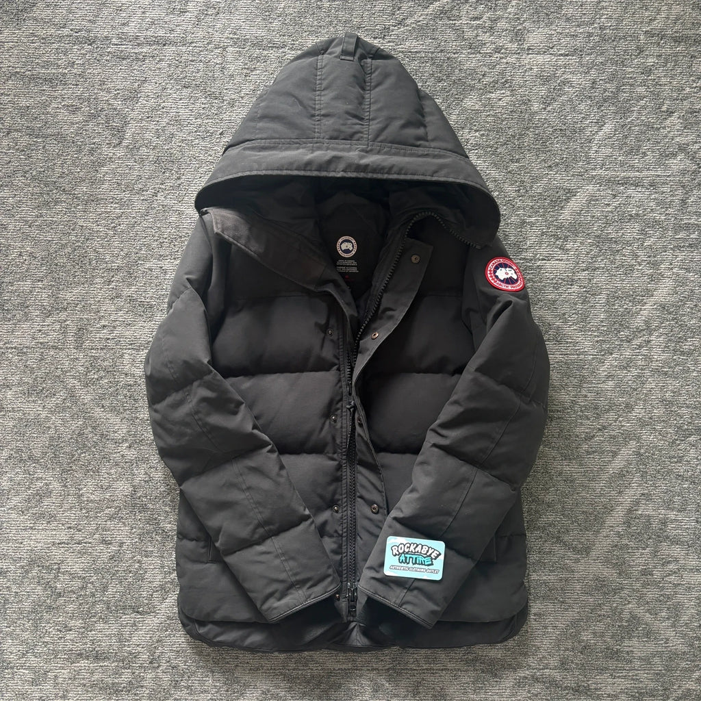 Canada Goose mens macmillan black winter parka down coat in size medium