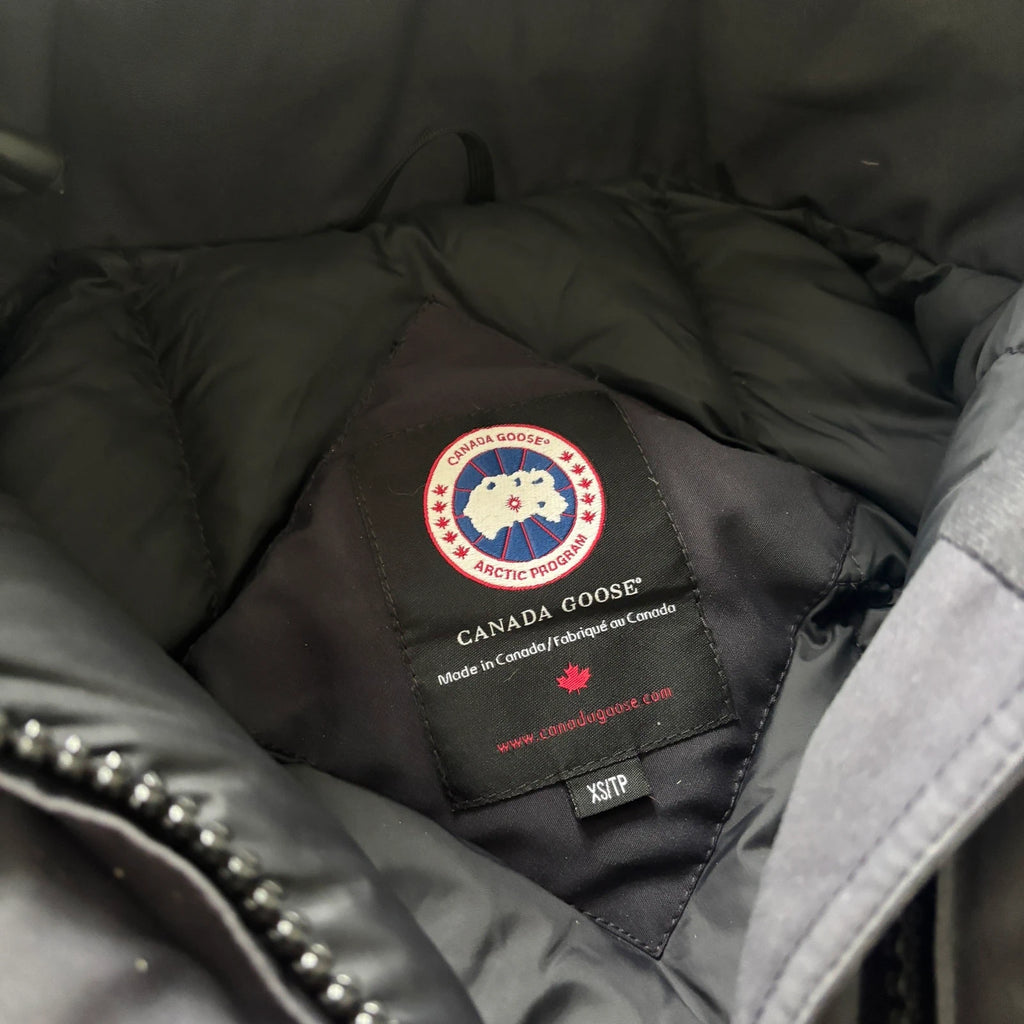 Canada Goose womens navy trillium parka down coat size xs