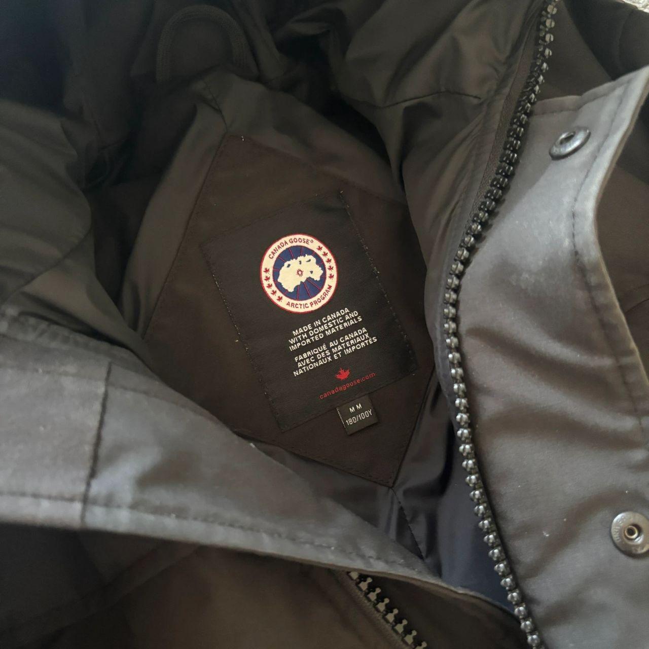 Canada Goose mens macmillan black winter parka down coat in size medium