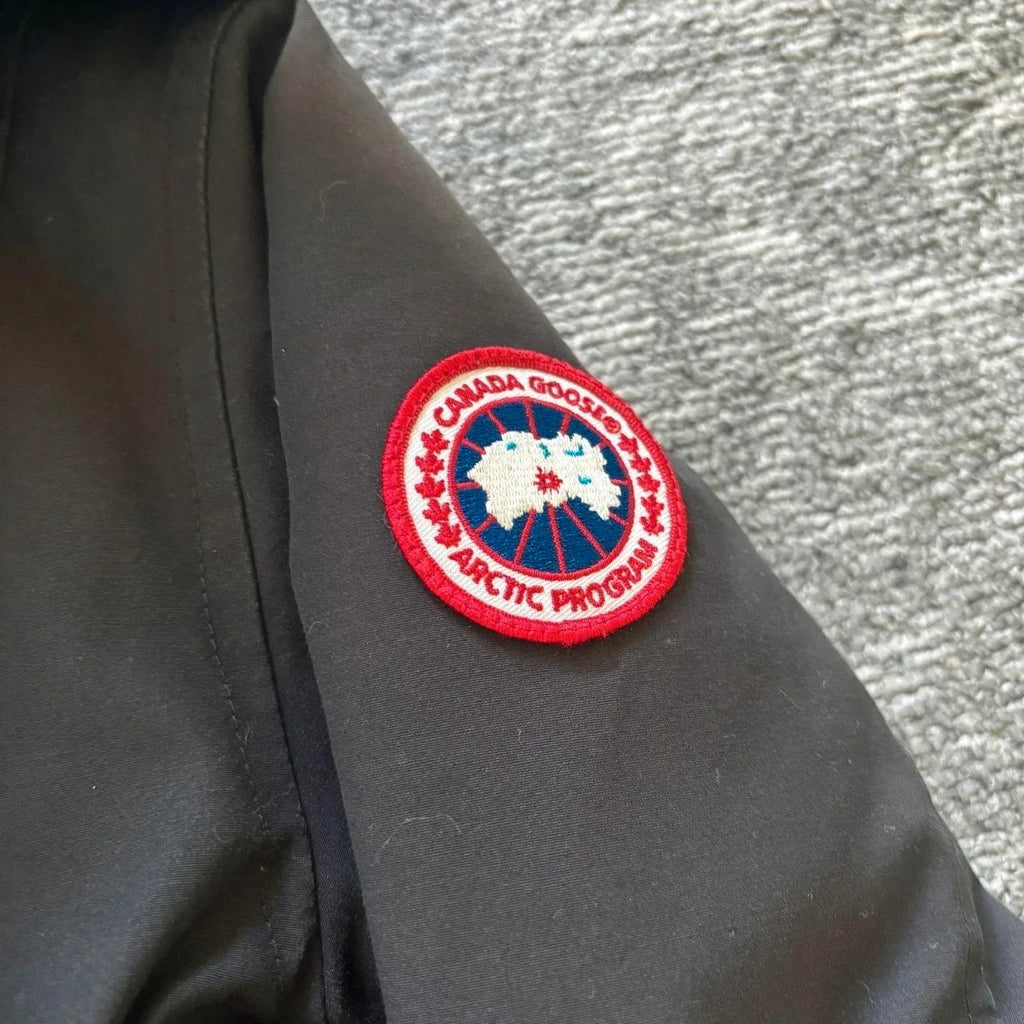 Canada Goose womens black rossclair parka down coat size xs