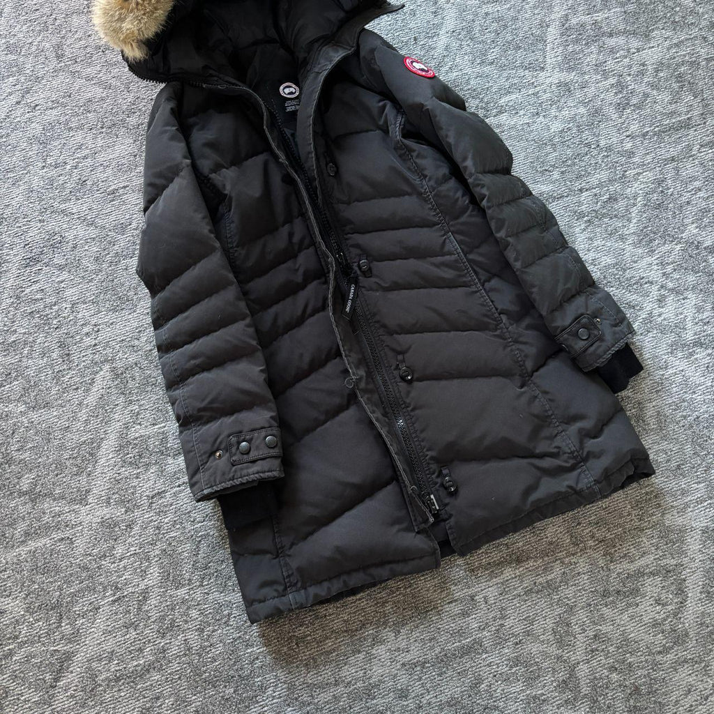 Canada Goose womens lorette black winter parka down coat in size medium