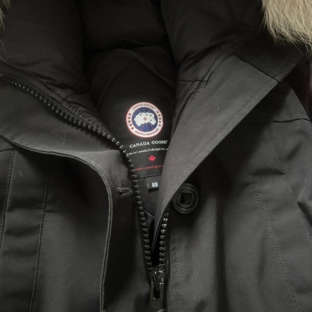 Canada Goose womens black Montebello parka down coat size medium