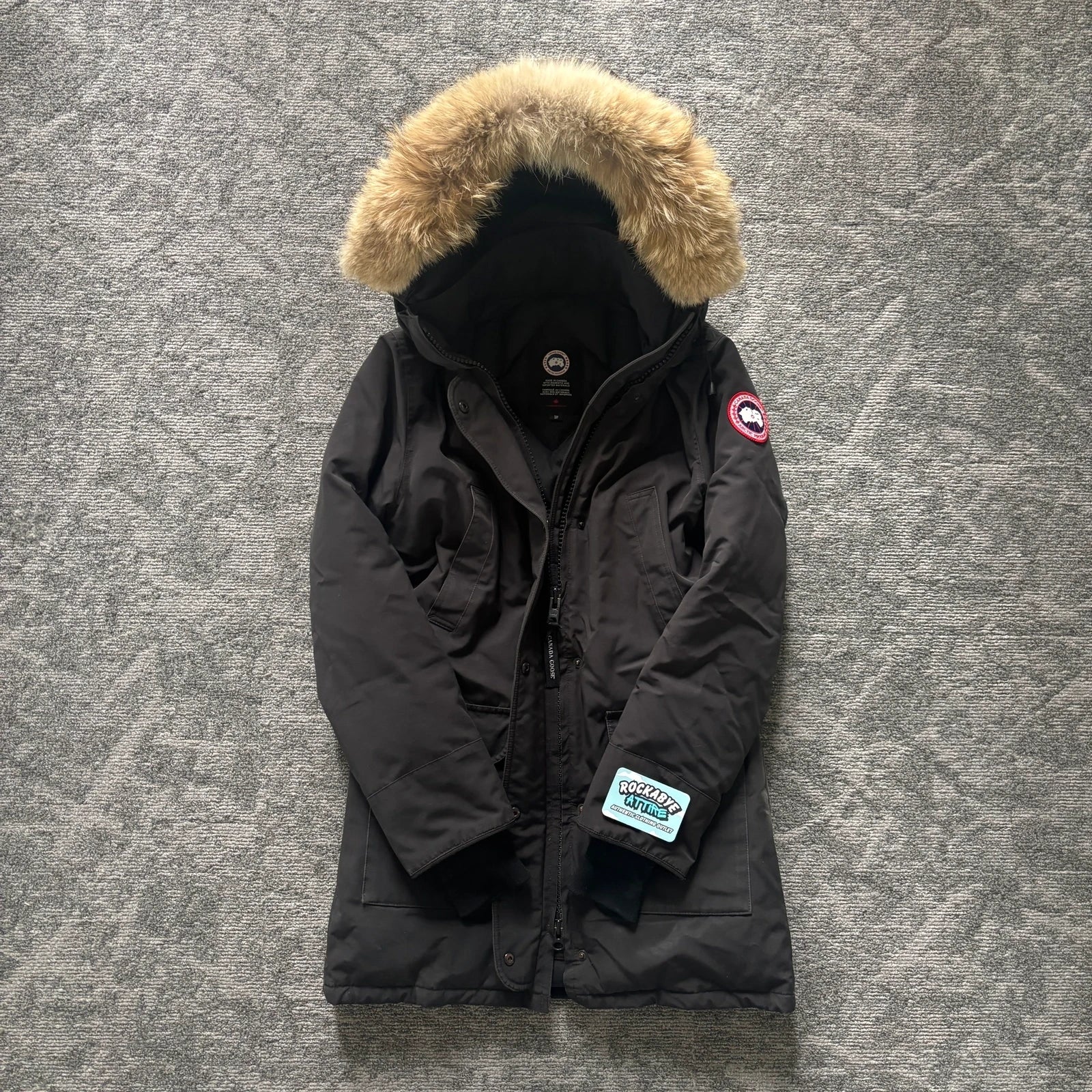 Canada Goose womens black trillium parka down coat size small