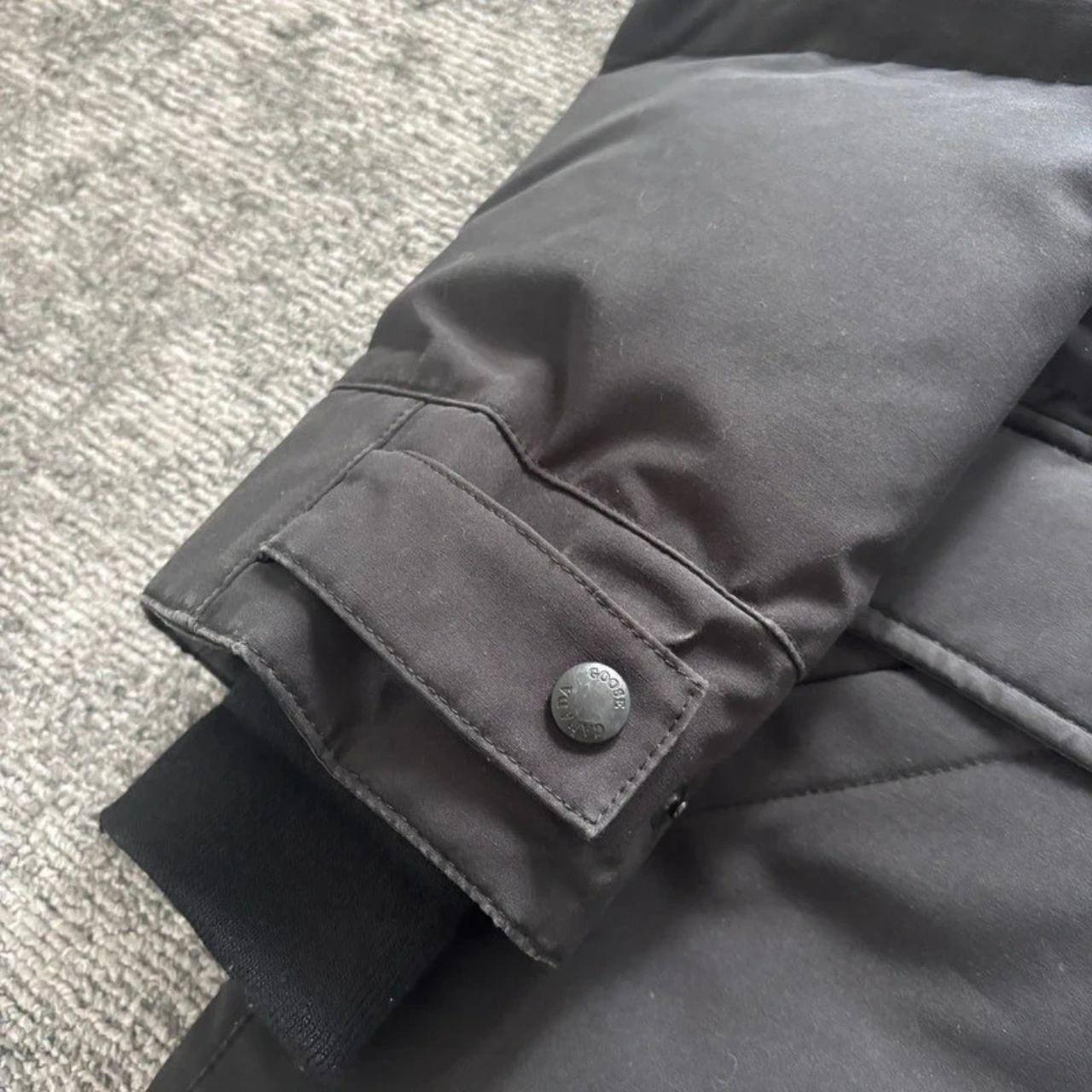 Canada Goose mens black Emory parka down coat, black label in size medium