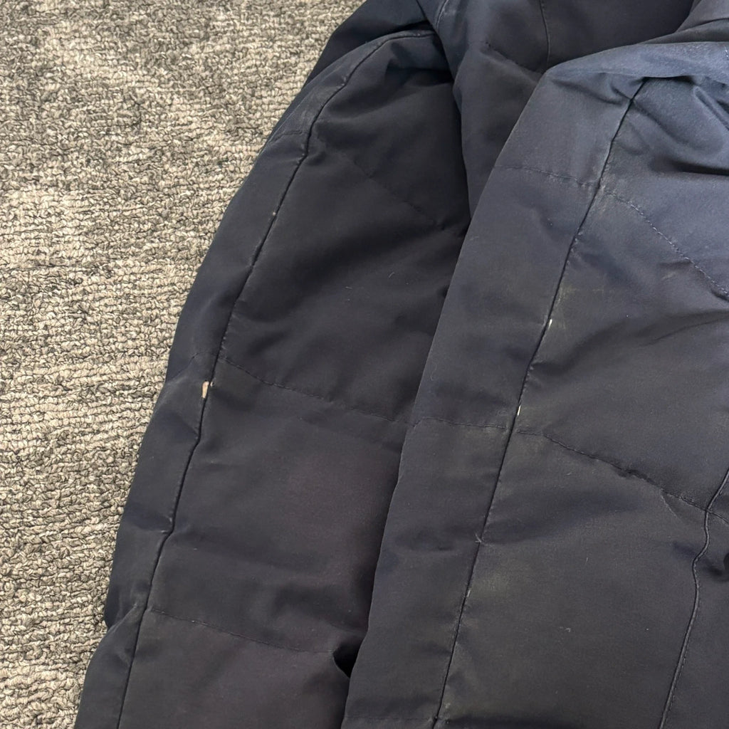 Canada Goose womens navy chelsea parka down coat in size small