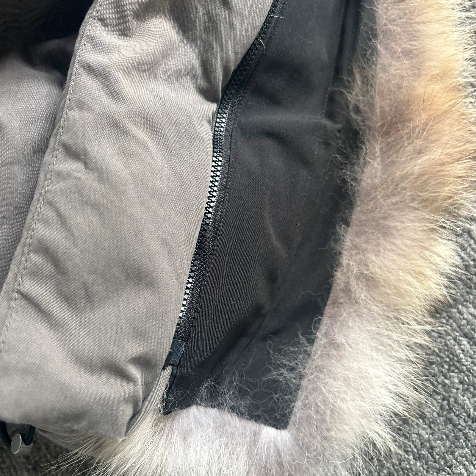 Canada Goose mens new season Wyndham grey winter parka down coat size 3XL