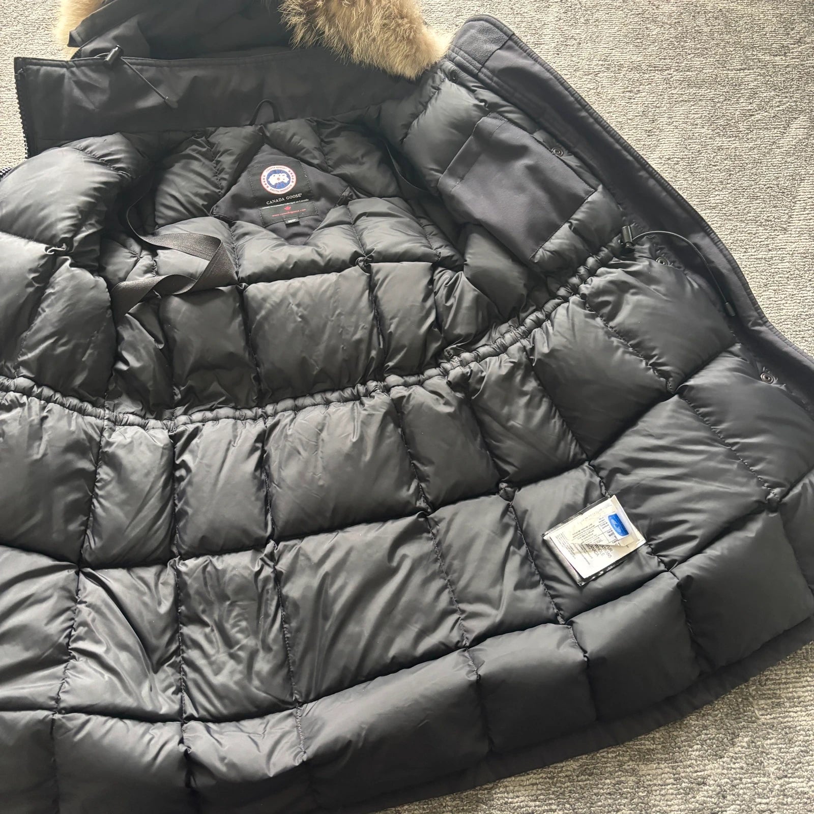 Canada Goose womens navy trillium parka down coat size xs
