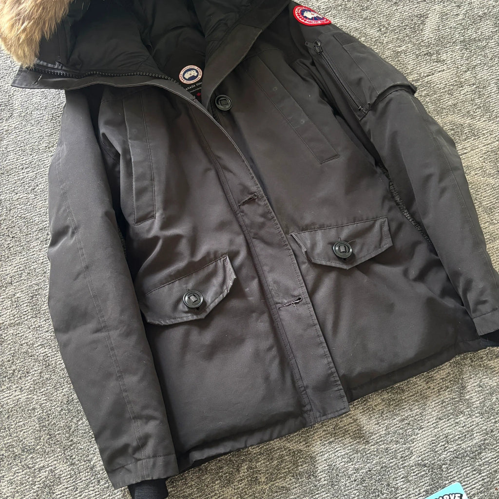 Canada Goose womens black montebello parka down coat size medium