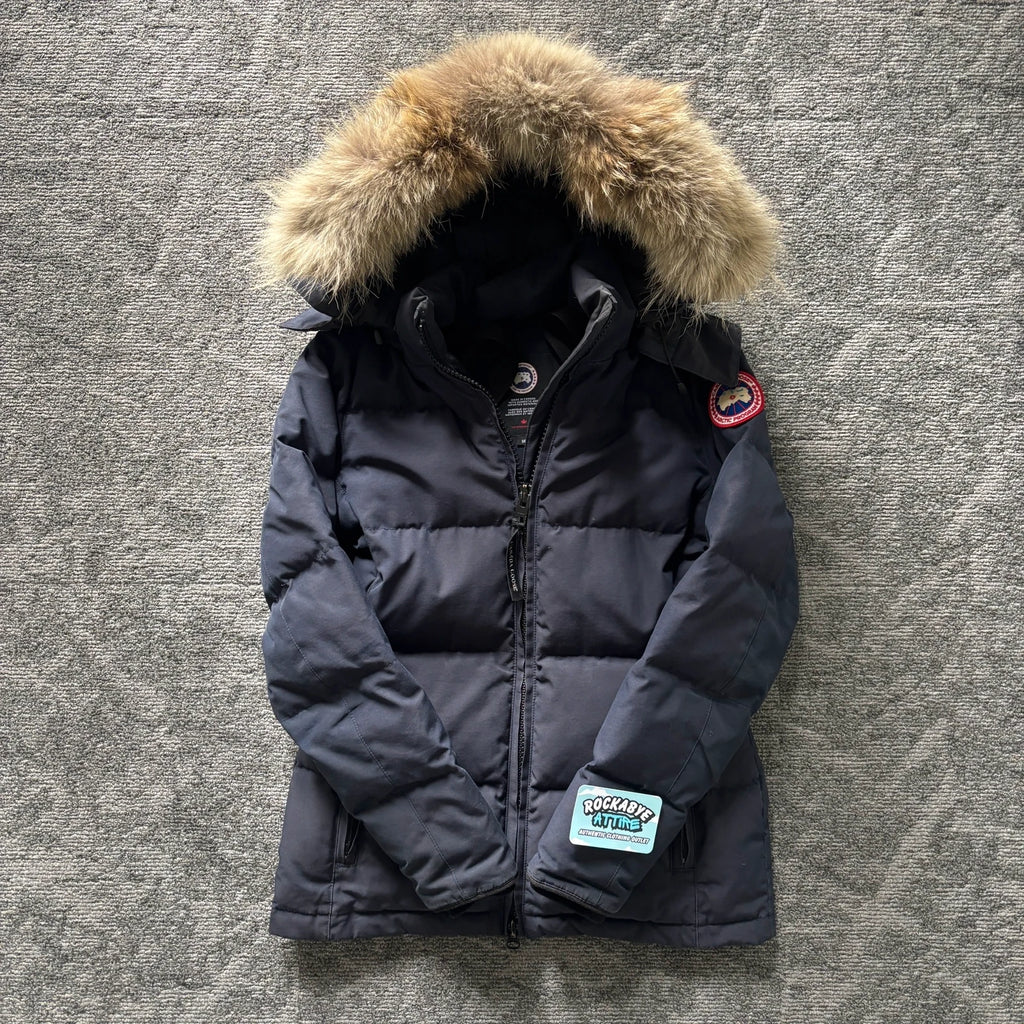 Canada Goose womens navy chelsea parka down coat in size small
