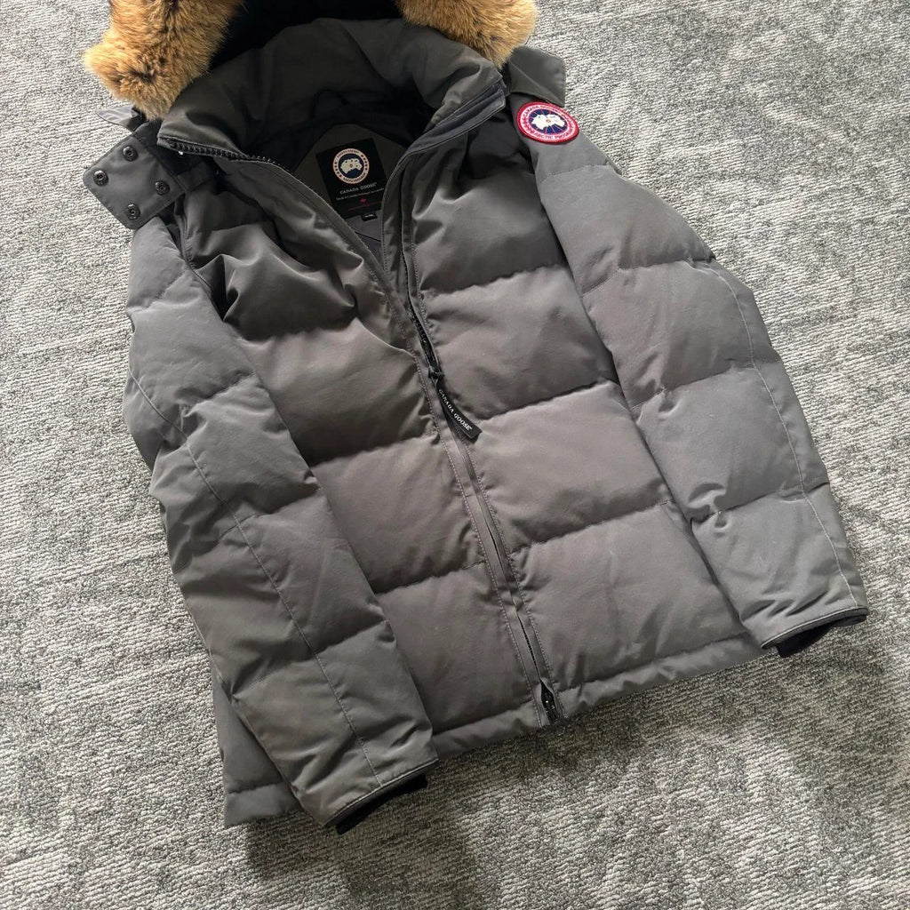 Canada Goose womens chelsea grey winter parka coat in size XL