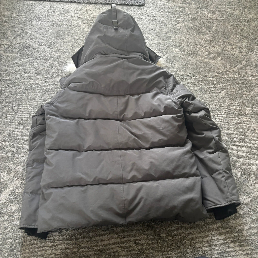 Canada Goose mens Wyndham grey winter parka down coat size XL