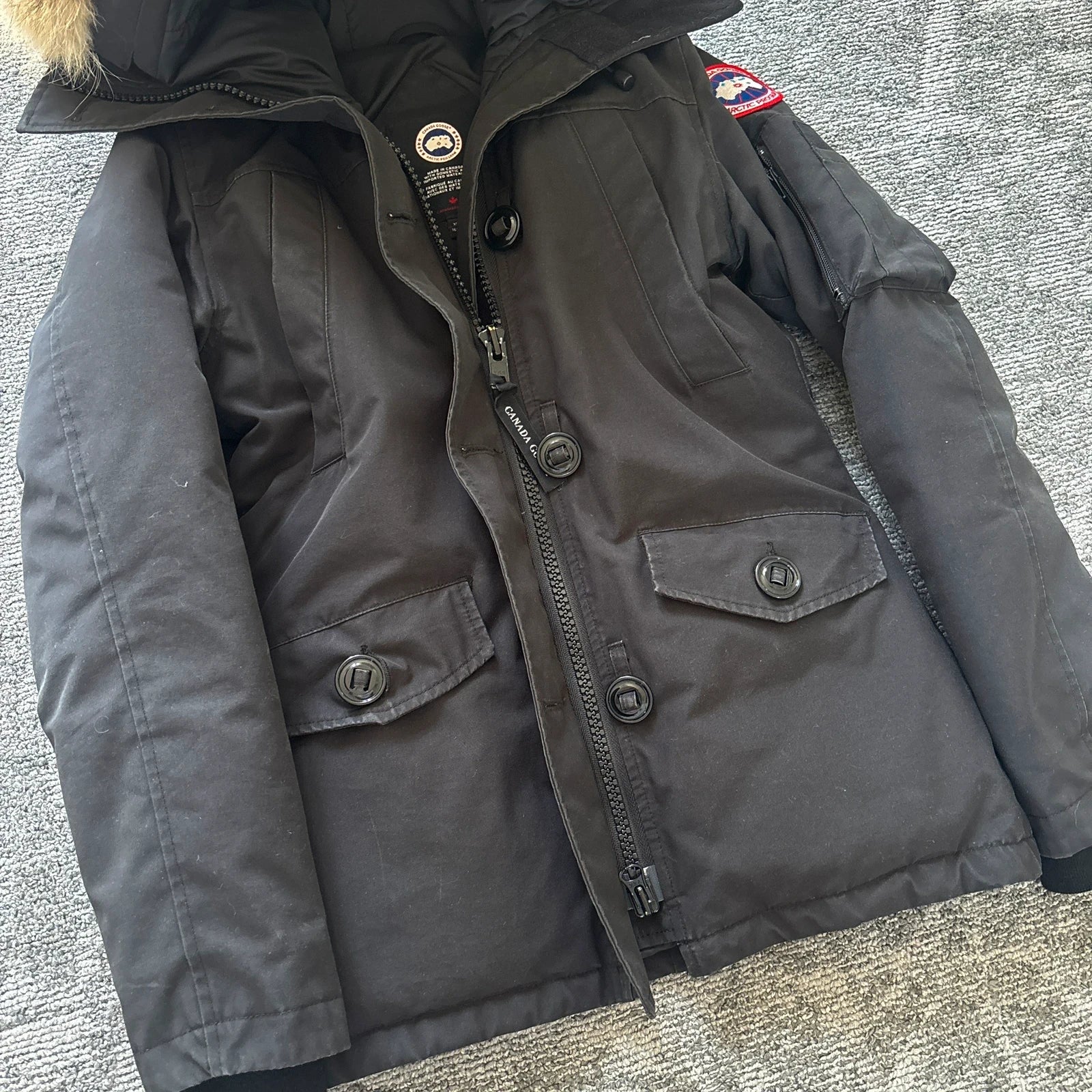 Canada Goose womens black montebello parka down coat size xs