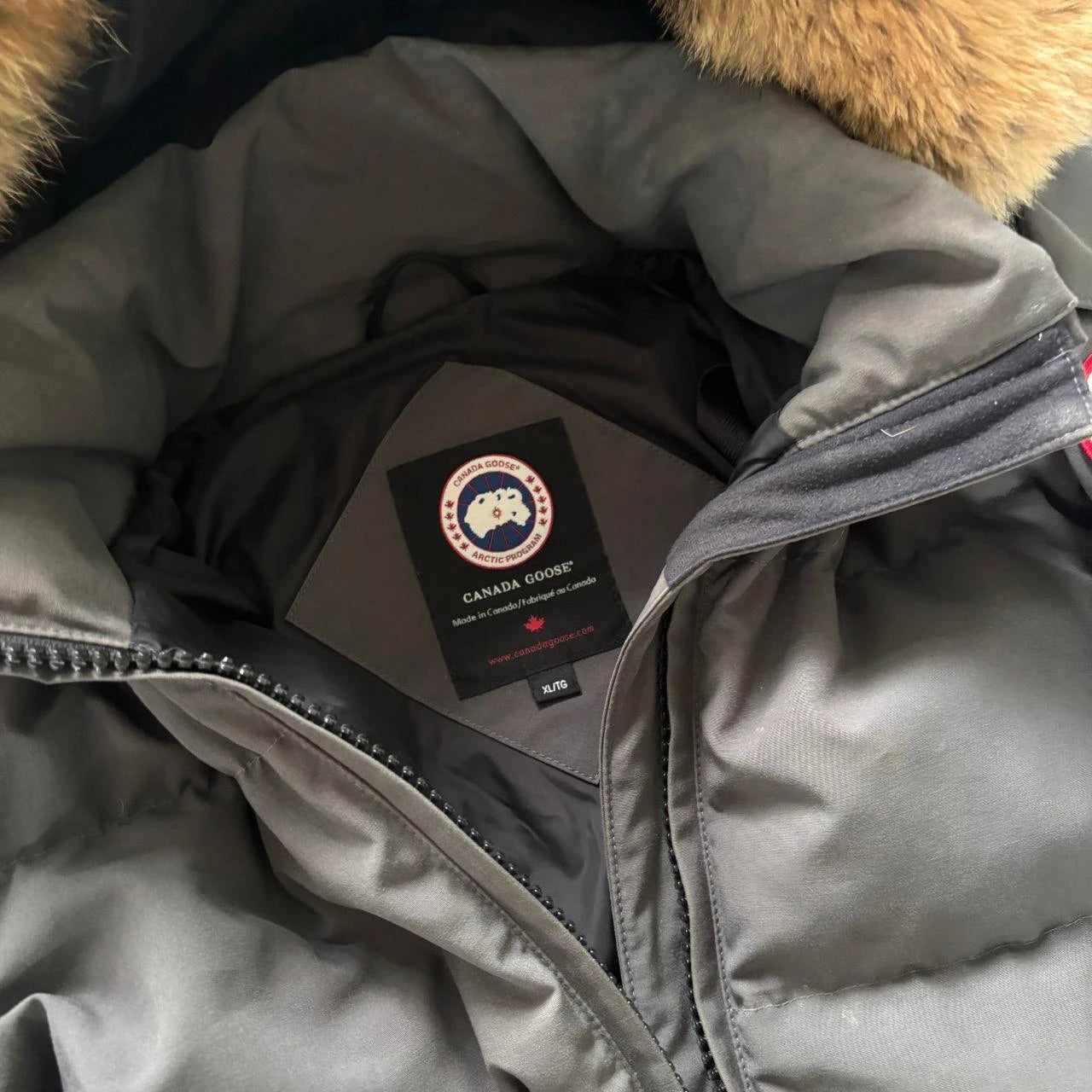Canada Goose womens chelsea grey winter parka coat in size XL