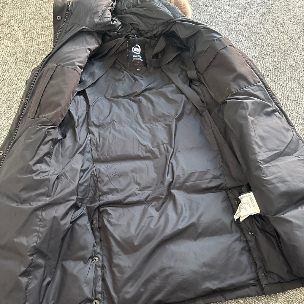 Canada Goose womens black shelburne parka down coat size medium