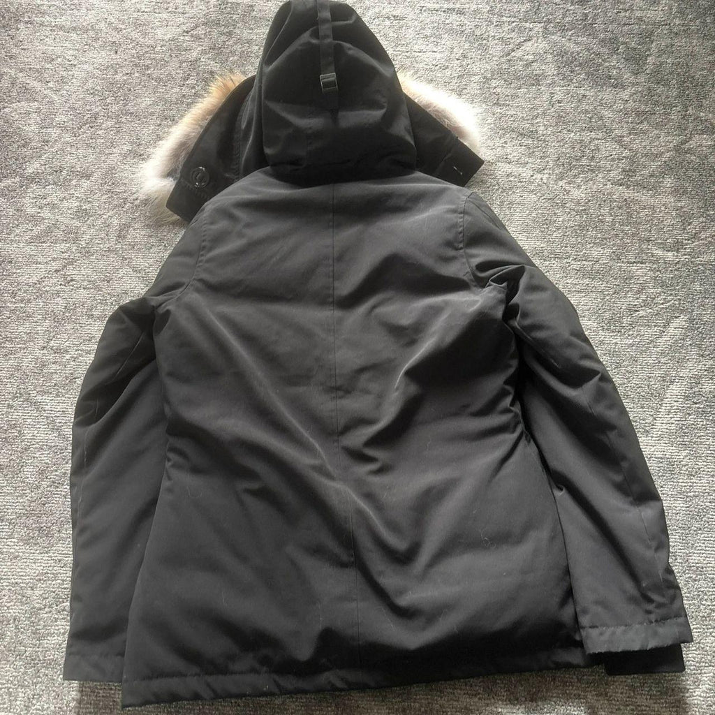 Canada Goose womens black Montebello parka down coat size medium