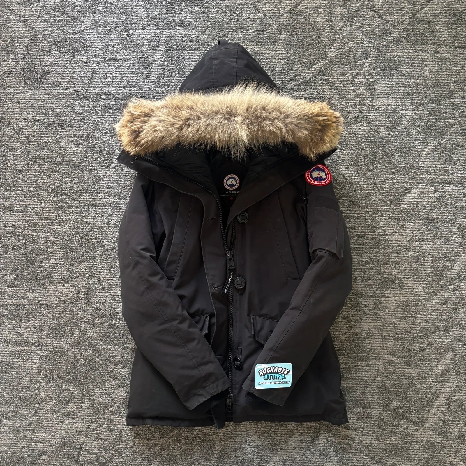 Canada Goose womens black montebello parka down coat size medium
