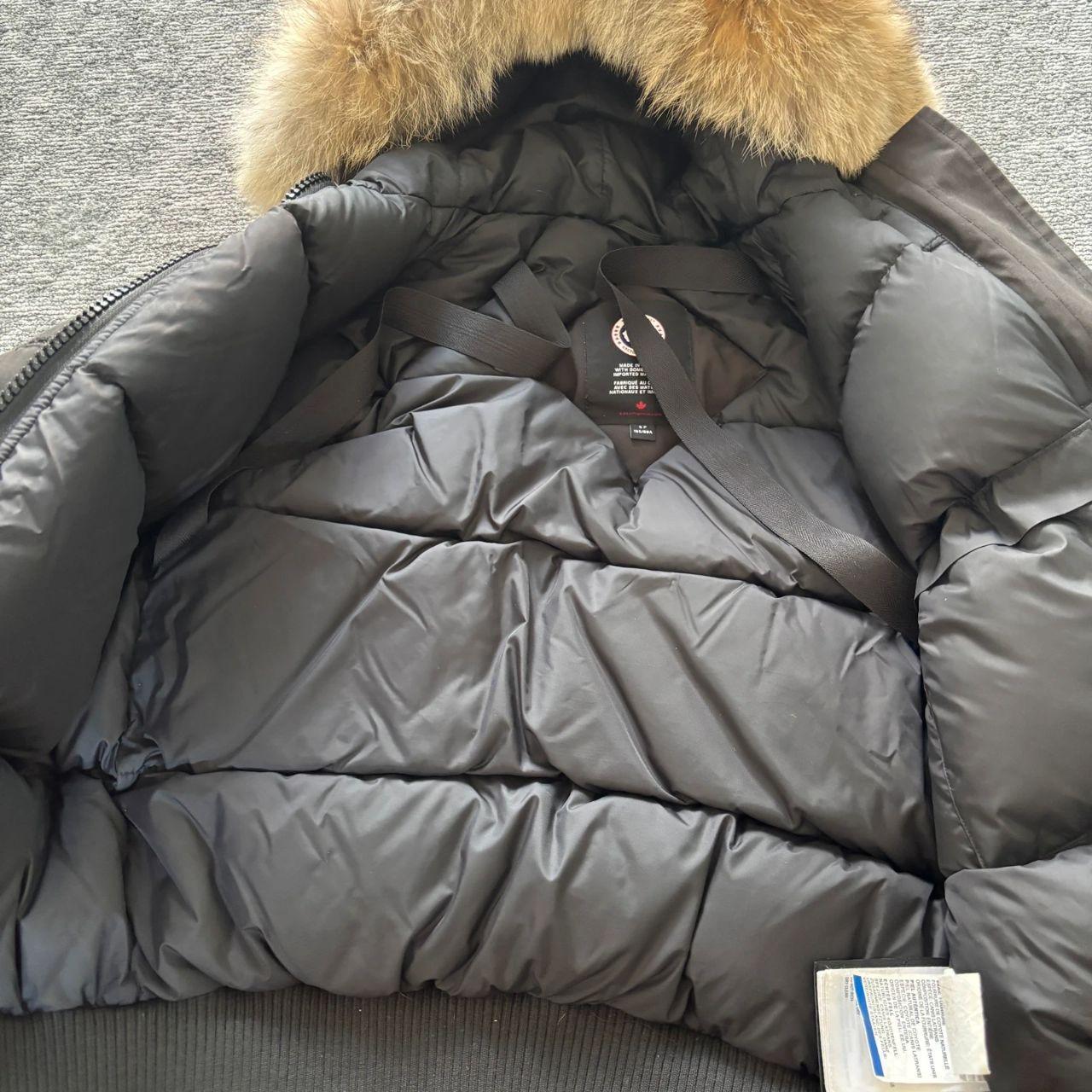 Canada Goose womens black Chilliwack parka down coat size small
